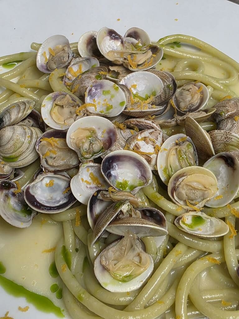 spaghettone con salicornia