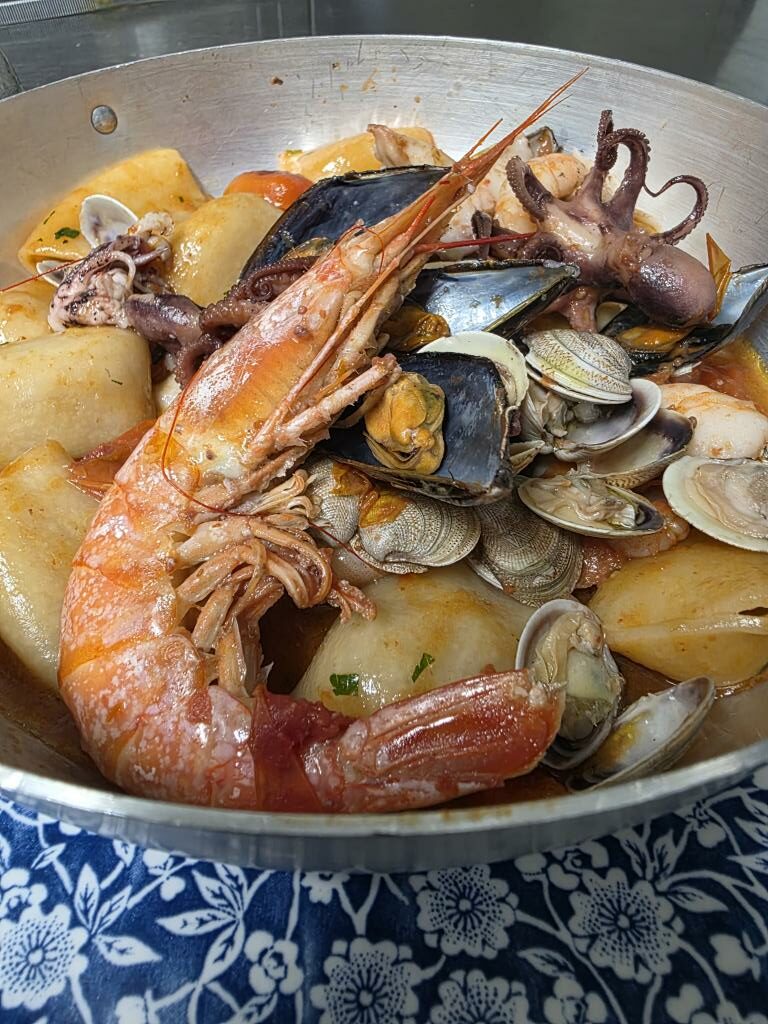 Schiaffoni sullo scoglio
